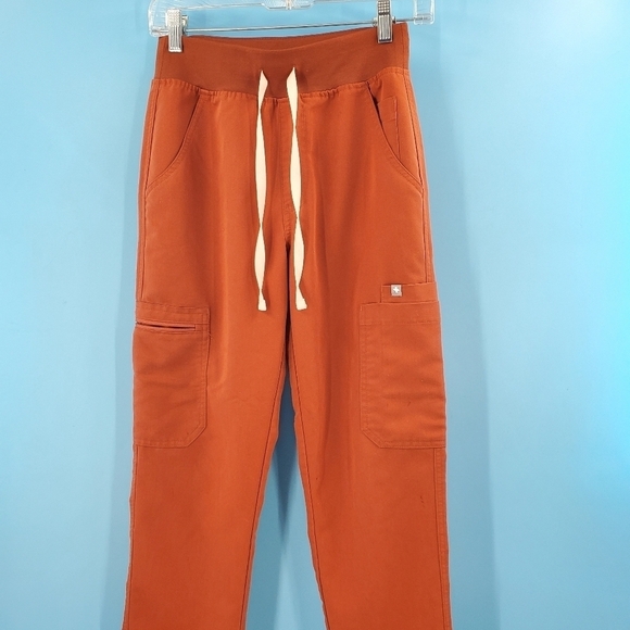 FIGS Technical Collection brown scrub pants XS - Picture 2 of 16